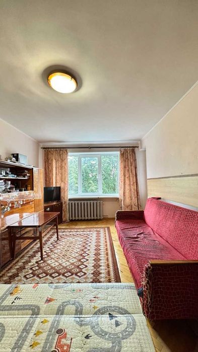 Продаж 3 кім. квартири  вул. Патона
