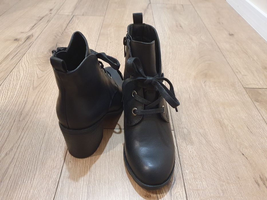 Nowe buty na obcasie czarne eleganckie 36