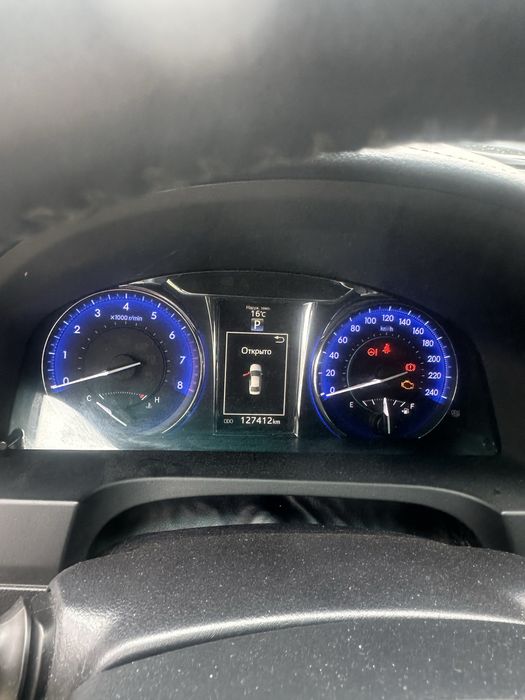 Toyota Camry продам
