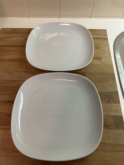 6 pratos rasos quadrados IKEA