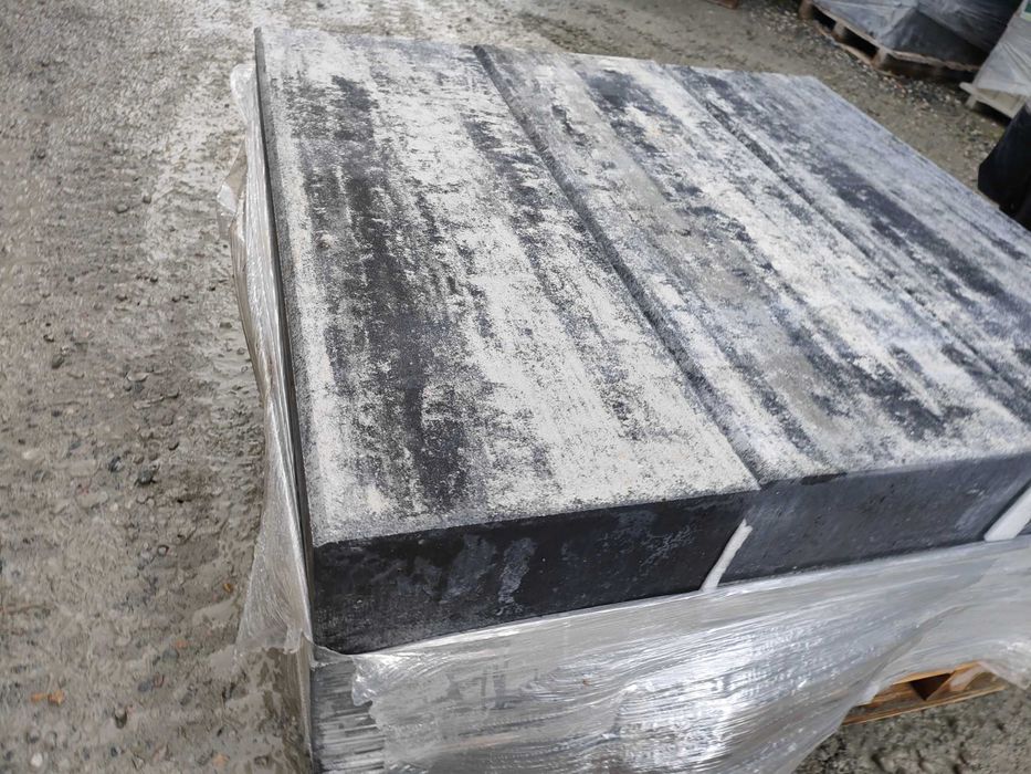 Filar podstawa pod pompę piec 100x35x15 stopień schody palisada beton
