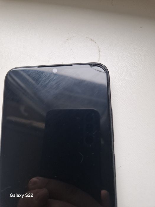 Poco m5, 4/128, разбитый экран