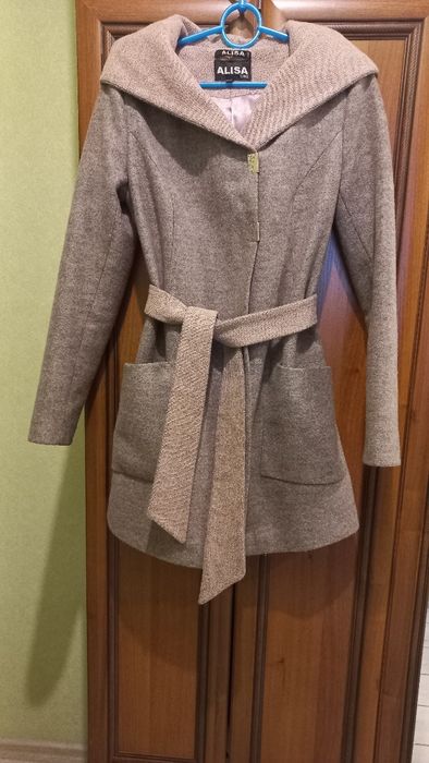 Пальто на весну теплое, осінне пальто