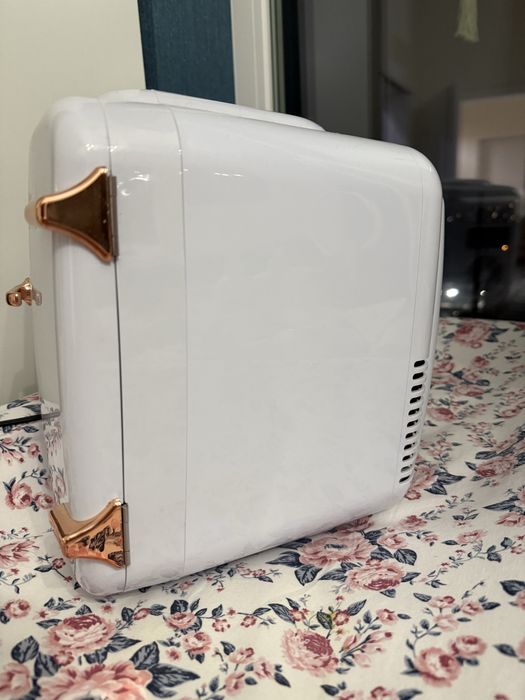 Lodówka kosmetyczna