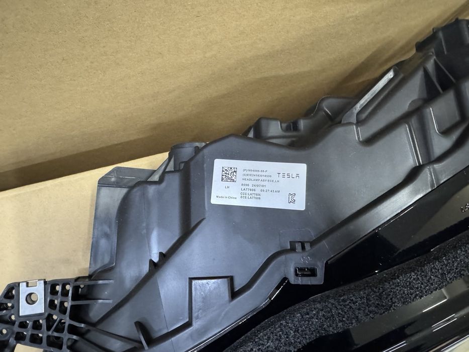 Фара фары tesla 3 тесла 3 24+ 1694087g 16940086g