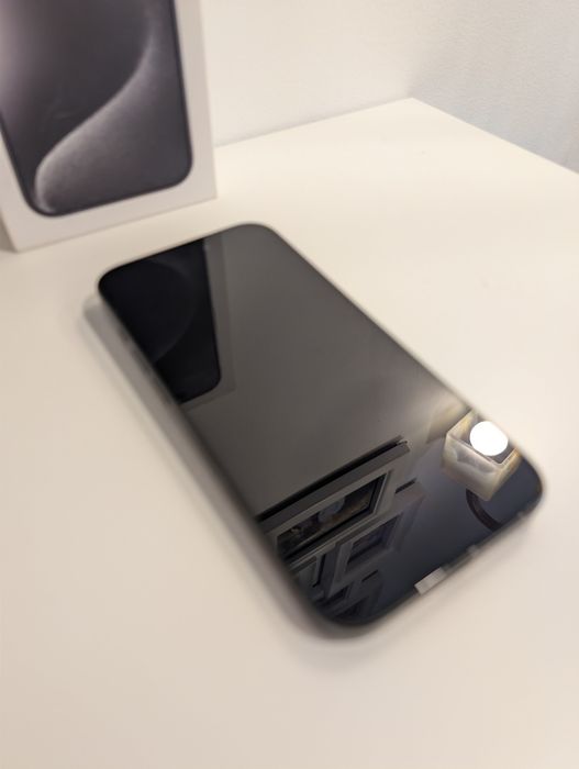 iPhone 15 Pro 128GB Czarny tytan | Stan Idealny | Etui gratis