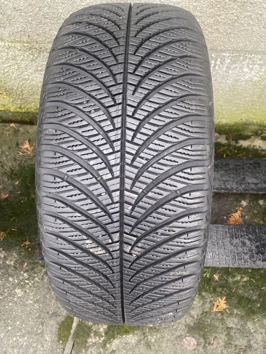 Opona 245/45r18 Goodyear Vector 4 Seasons gen-2