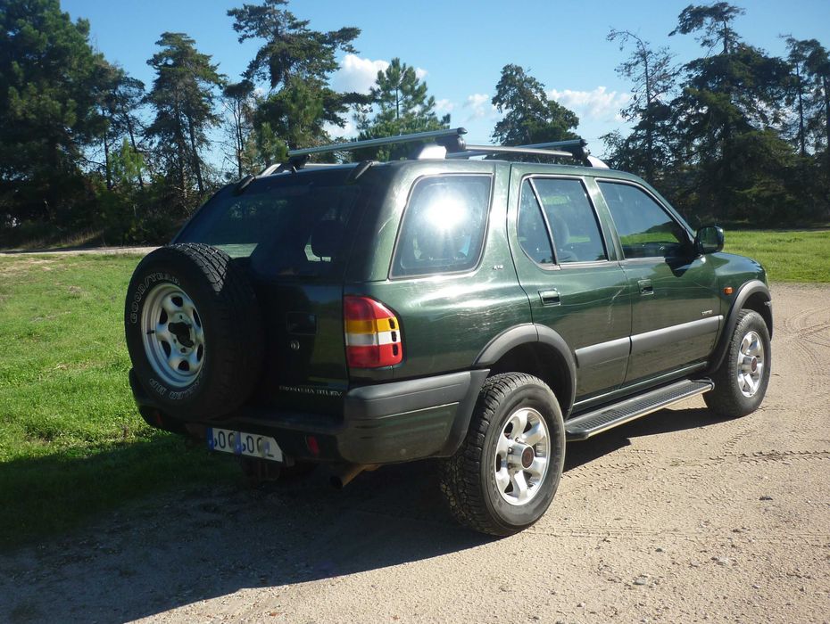 Opel Frontera 2.2 DTI — photo 4