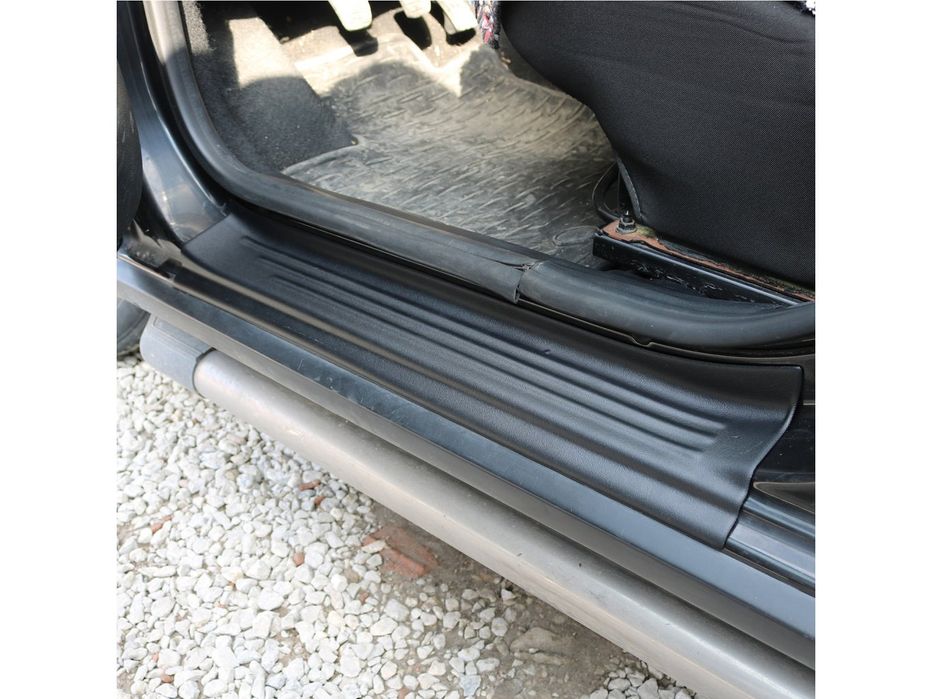 Dacia/Renault Sandero 2013-2020 Накладки на пороги EuroCap (4 шт, ABS)