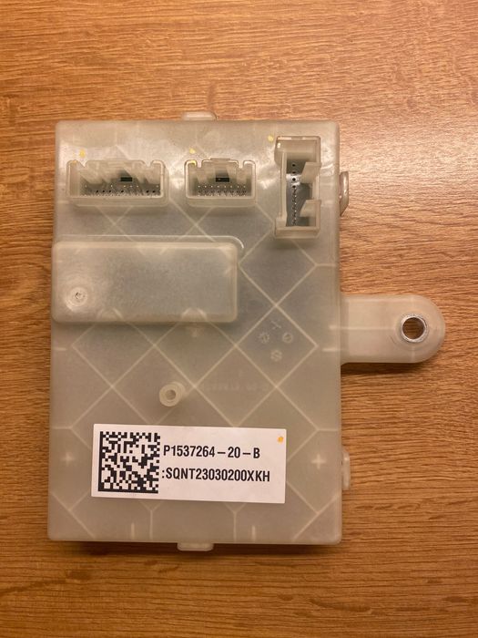 ретрофіт для швидкої зарядки Тесла Модел 3