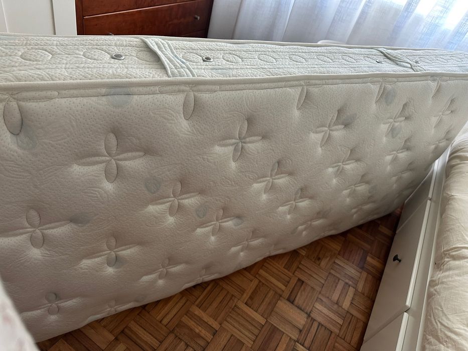 Colchão nunca usado medida 1,90 X 0,80