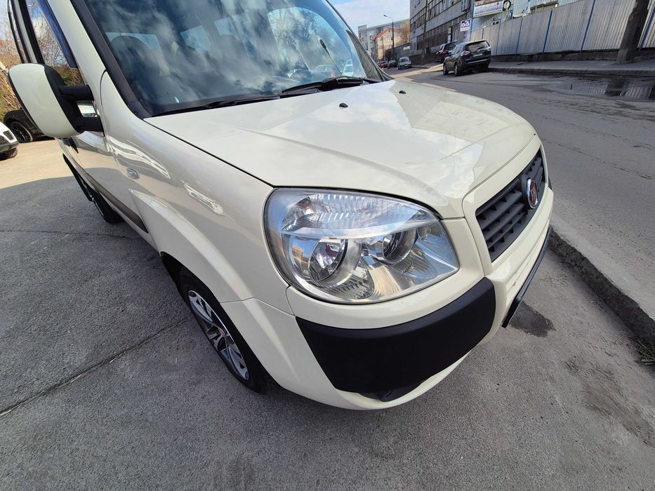 Продам авто Фіат Добло 2008 року