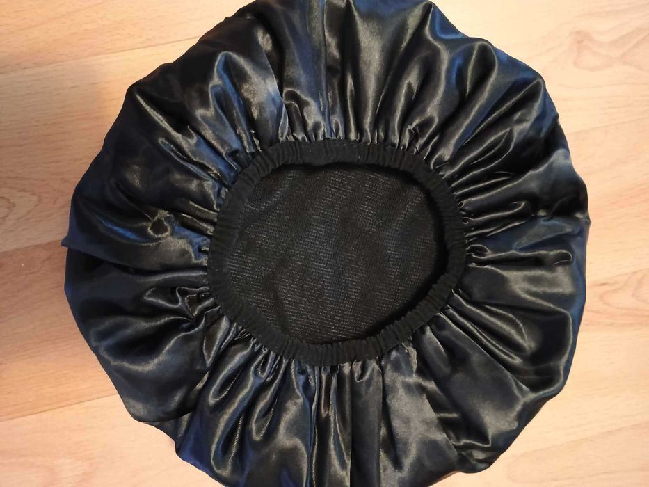 Satynowy, czarny czepek nocny, do włosów krótkich, długich, kręconych