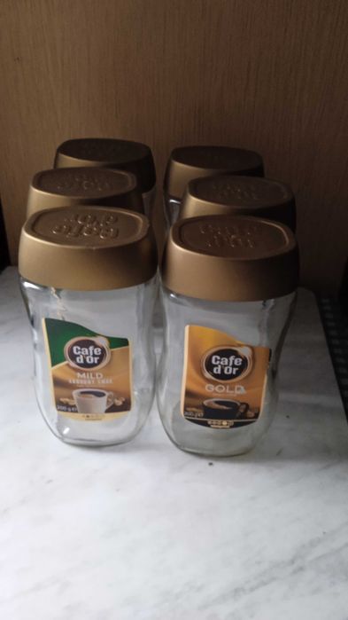 Słoiki 6 sztuk, około 900 ml.