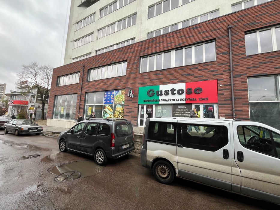 Оренда приміщення 150 кв.м./ м.'Холодна гора' 50 метрів