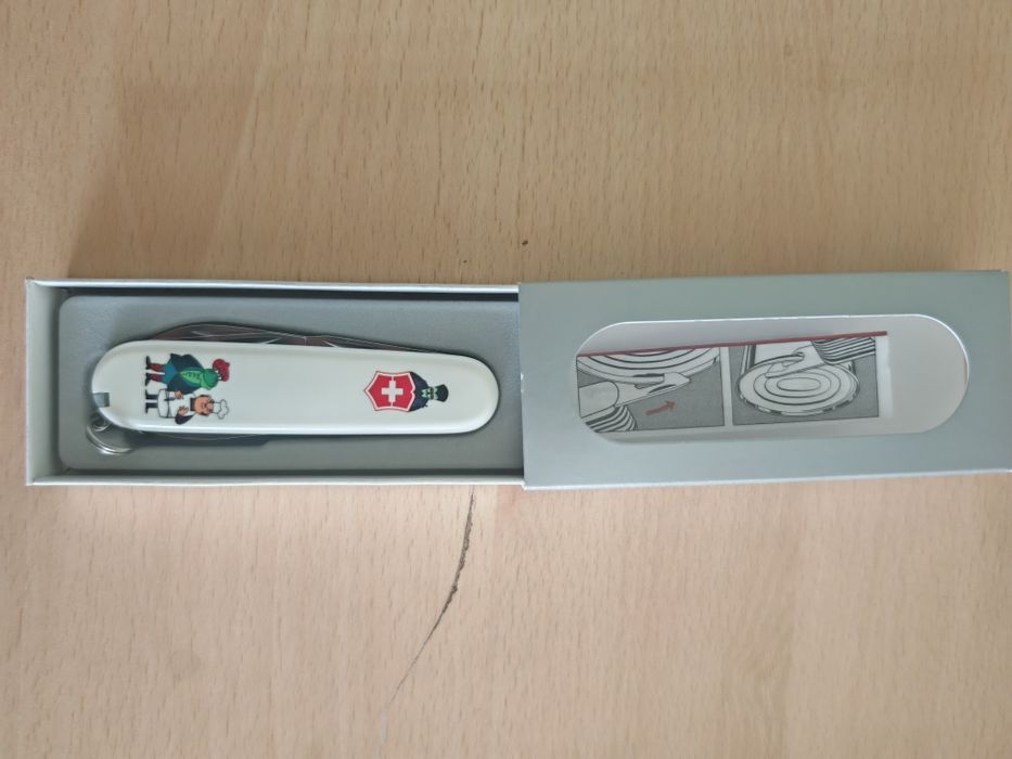 Scyzoryk victorinox baltazar gąbka