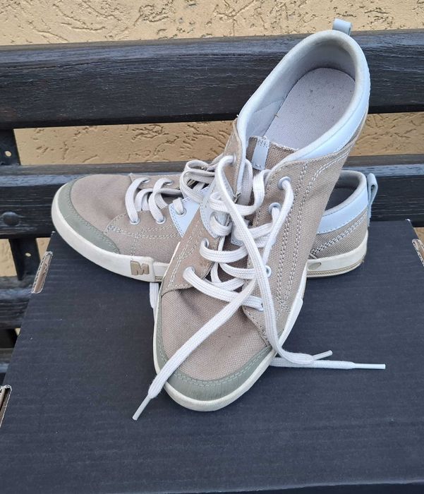 damskie buty merrell