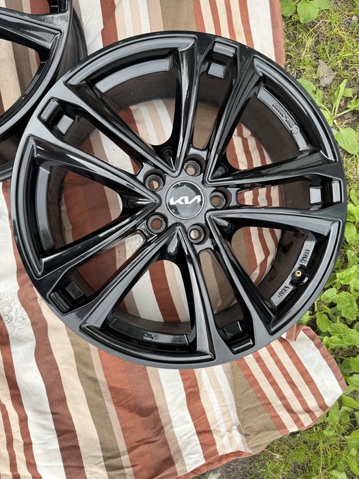 Kia 19 cali 5x114,3