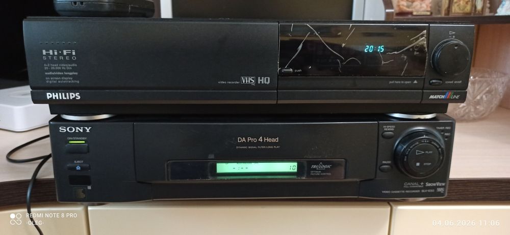 Продам два відеомагнітофони формату VHS