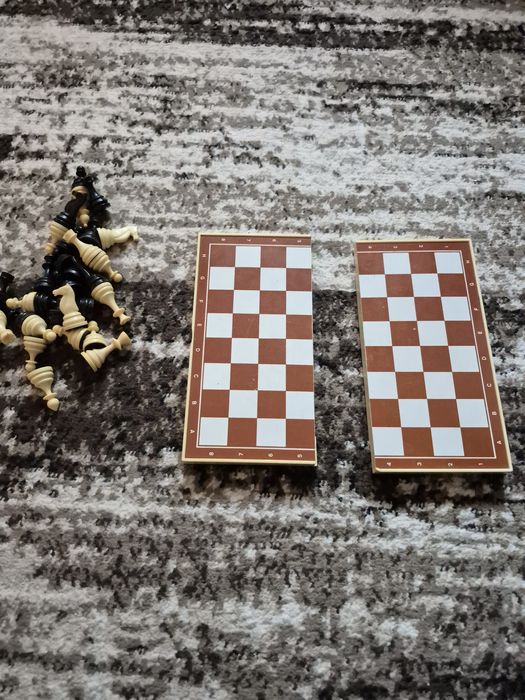 Настольная игра дерево и на магнитах