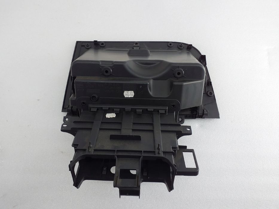 Porta luvas SEAT Ibiza IV ST (6J8, 6P8)