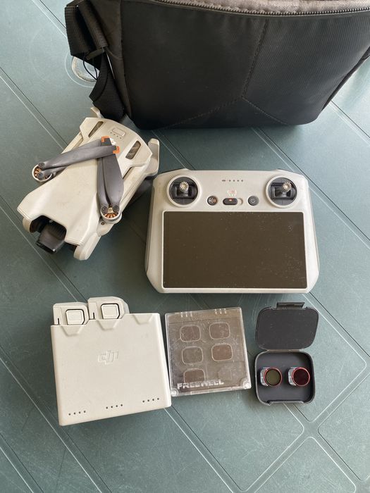Dron DJI Mini 3 Fly More Combo Rc
