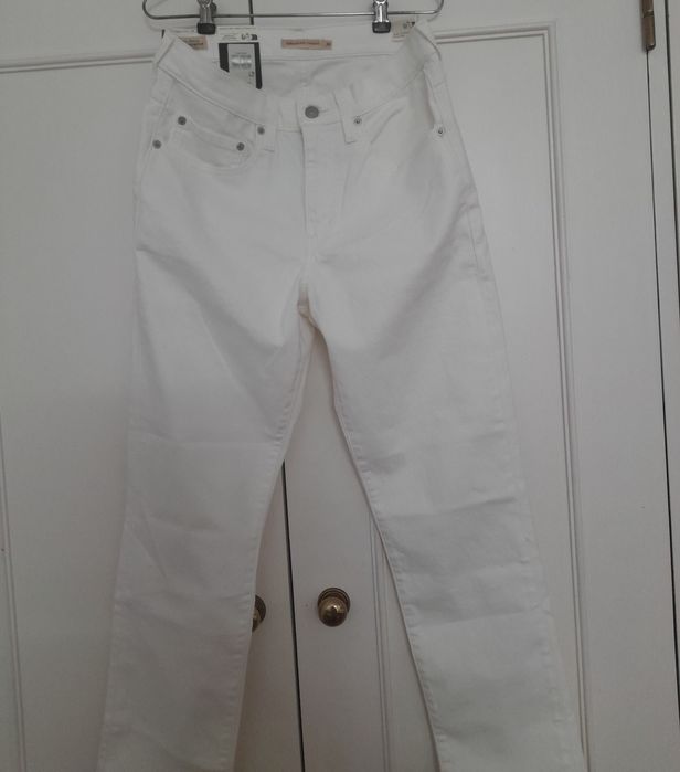 Calças brancas de mulher Levi's