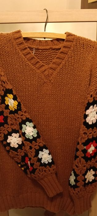 Super sweter z cudnymi rękawami