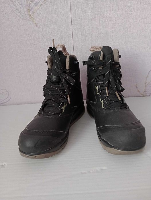Buty trzewiki zimowe damskie Quechua na wąskie stopy rozmiar 37.