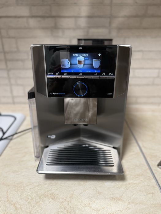 Кавомашина Siemens EQ9 Plus connect s500  WI-FI