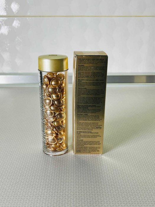 Капсули з керамідами Elizabeth Arden