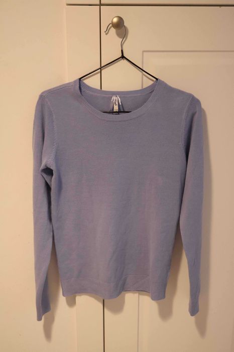 Jasnoniebieska bluzka-sweterek marki Sinsay