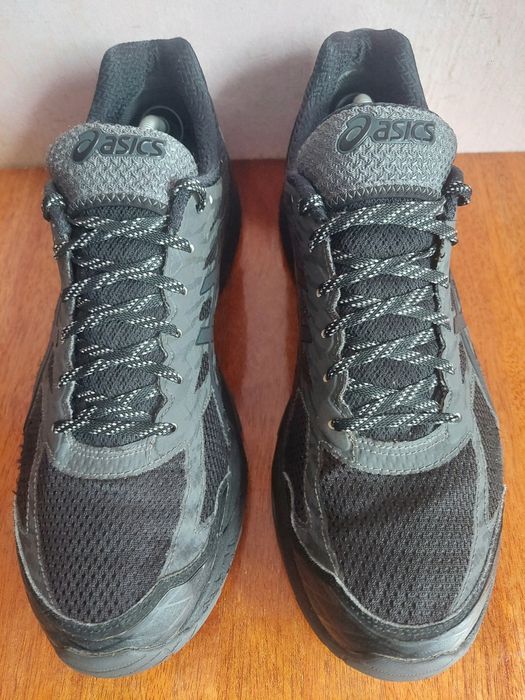 Кросівки фірми ASICS gel fujitrabuco 5 Gore-Tex оригінал


Розмір по