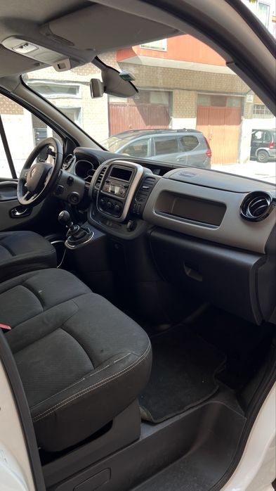 RENAULT TRAFIC 1.6DCI 120cv 2017 (Reboque Insdustrial)
