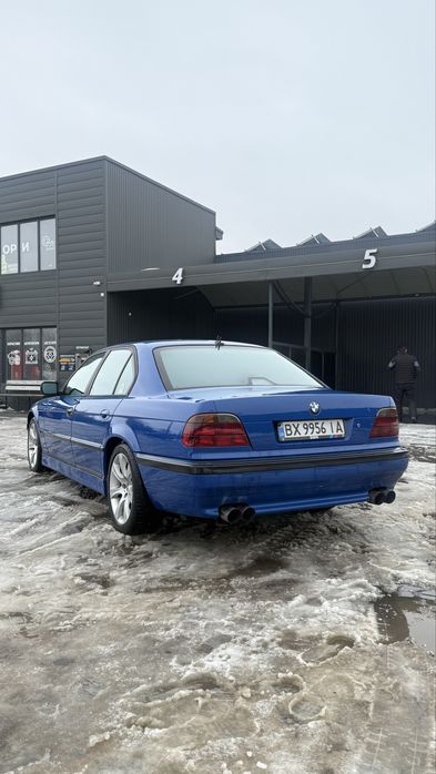 Продам бмв е38 730д М57