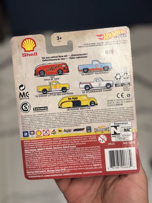 Hot Wheels Premium Shell ’78 Dodge Little Red Express Real Riders Oil