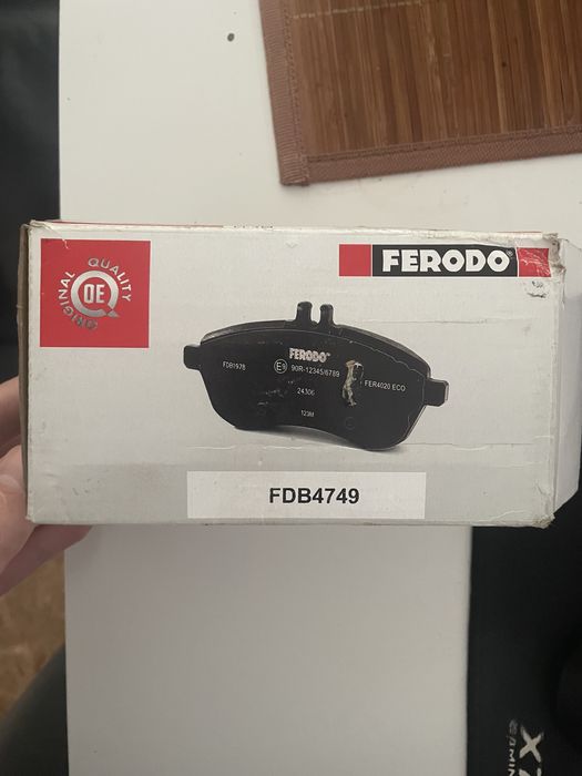 Тормозные колодки Ferodo FDB4749