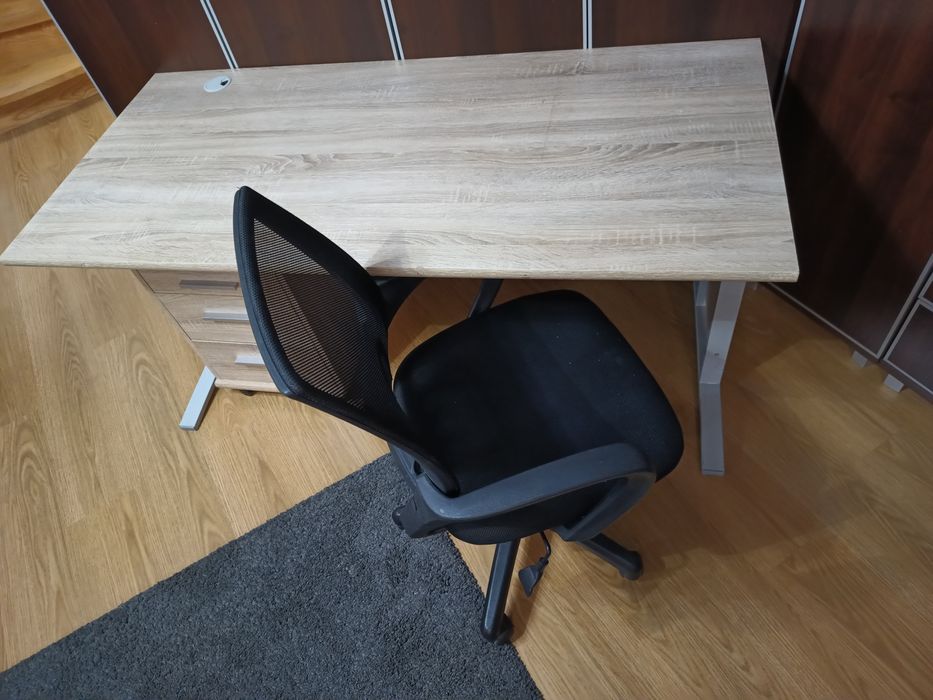 Komplet mebli biurowych BRW seria OFFICE jak nowe