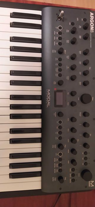 Modal Argon 8 - stan idealny