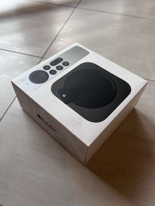 Oryginalne puste pudełko po Apple TV 4K