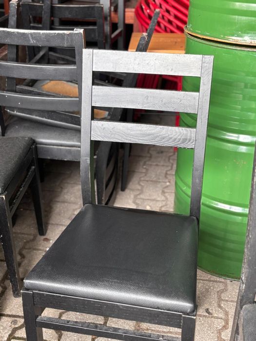 Cadeiras de restaurante em otimo estado