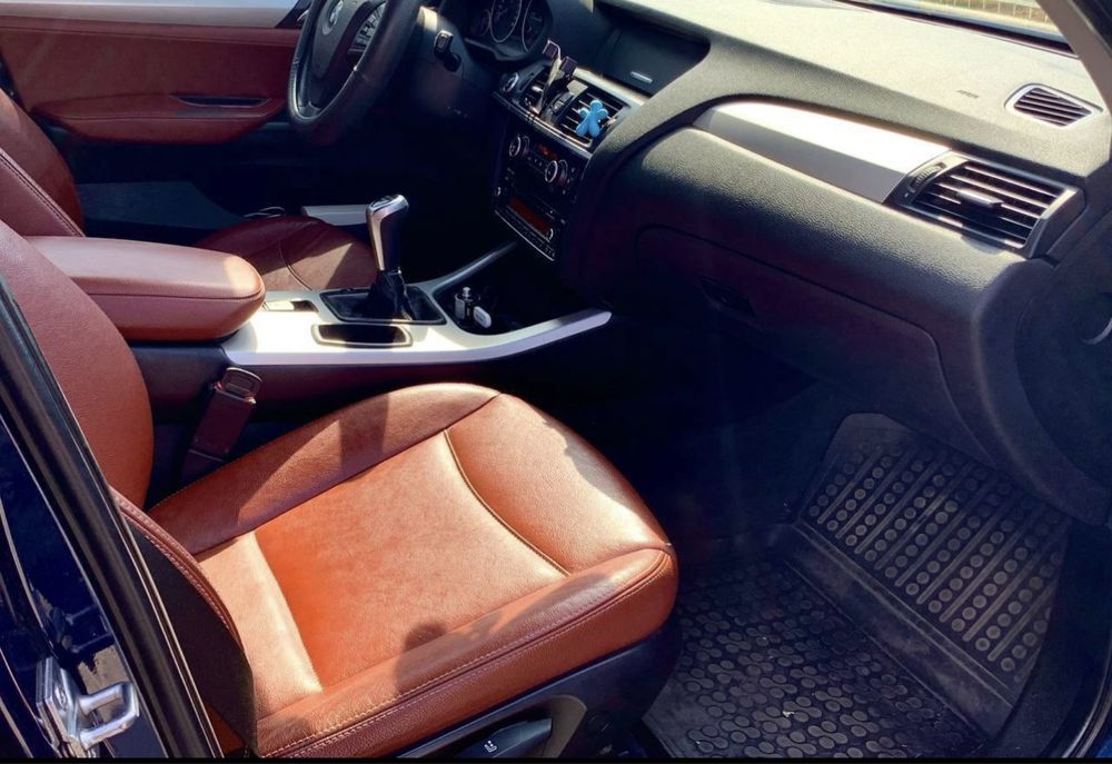 BMW X3 2011 року випуску