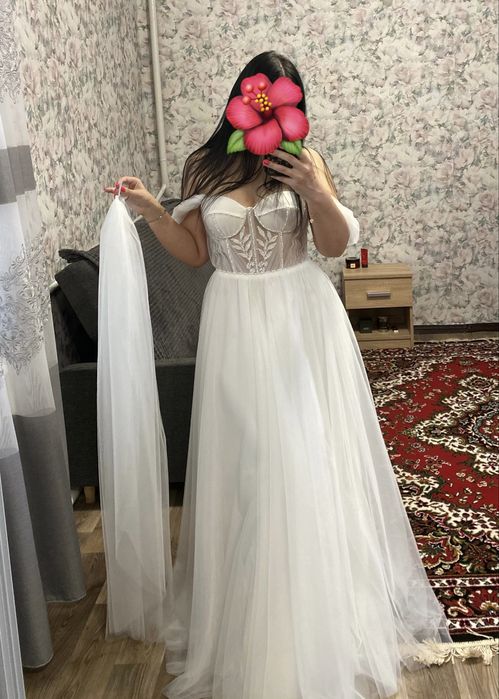 Нова весільня сукня