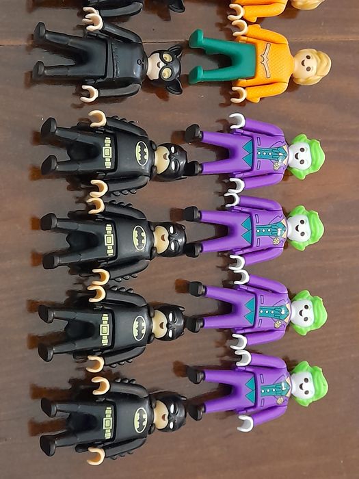 Figuras Dc comics Playmobil kinder Surpresa  Joker,  Batgirl,  Harley