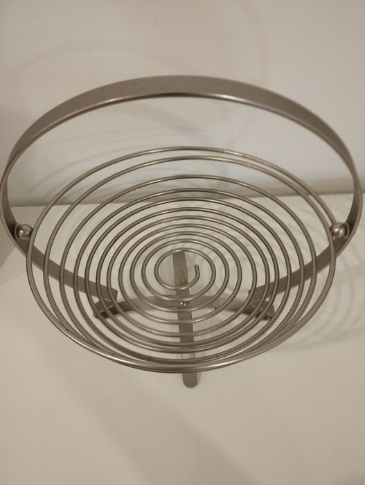 Used Stainless Steel Fruit Bowl426077305795389442