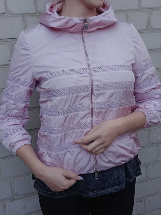 Moncler женская весенняя легкая куртка . Размер 4 - L  ОРИГИНАЛ