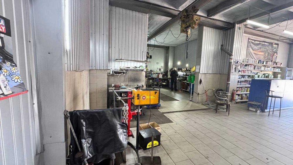 Продаж нежитлового приміщення під СТО