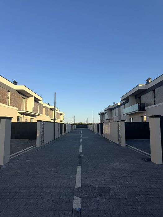 Розпочато продаж нових котеджів, ближня Сторожниця!