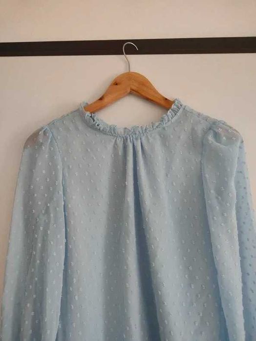 Blusa Azul-Claro Arshiner, tam. 160 – Estilo Romântico com Pintas (Swiss Dot)