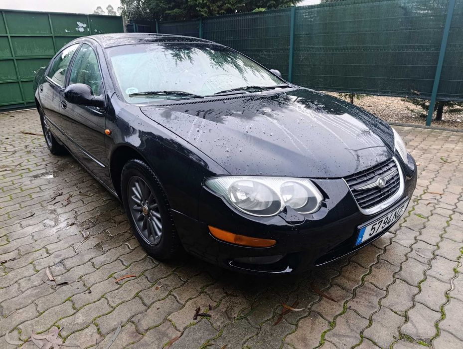 Carro impecável  tudo a funcionar perfeito